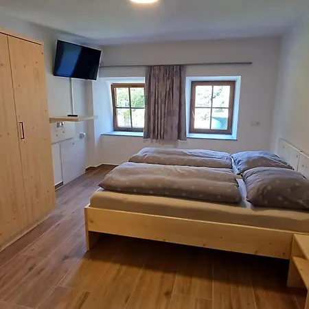 Grabner Apartament *